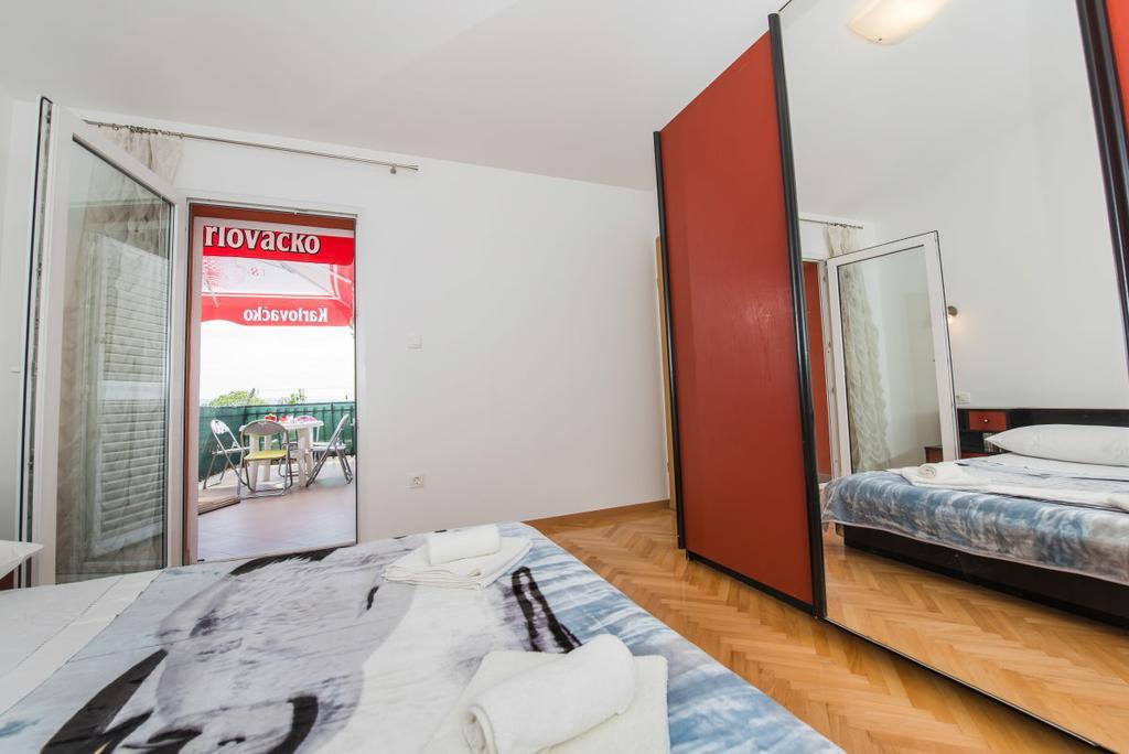 Apartments Blaf Подстрана Екстериор снимка