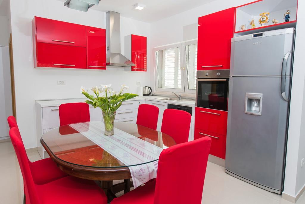 Apartments Blaf Подстрана Екстериор снимка